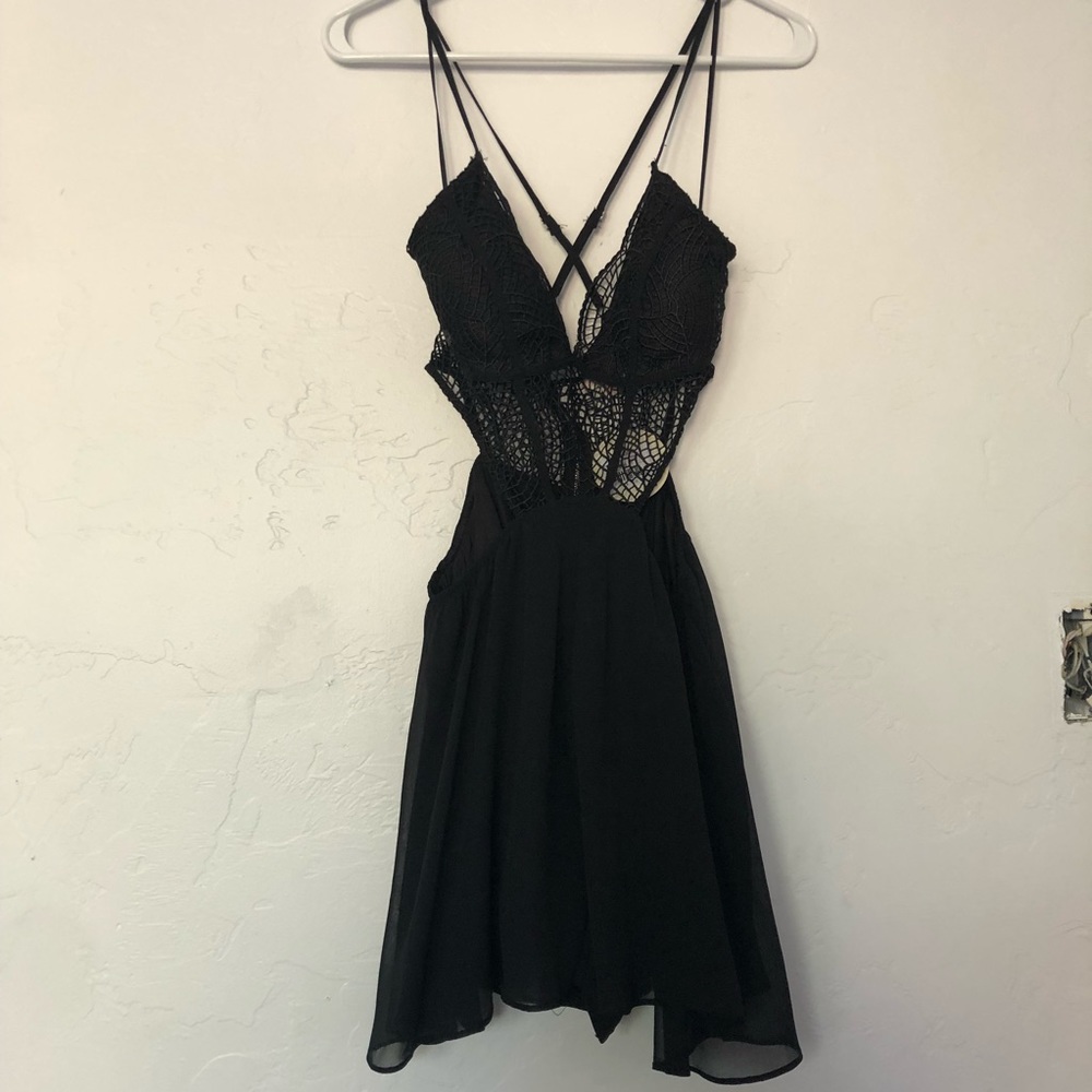 Lace cut out mini romper NWT